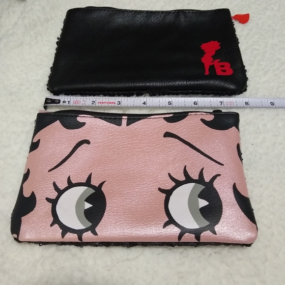 Betty Boop Makeup Bags - Picture 7 of 8